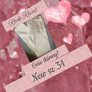 Rock Rival Vanilla/Essie Skinny NEW